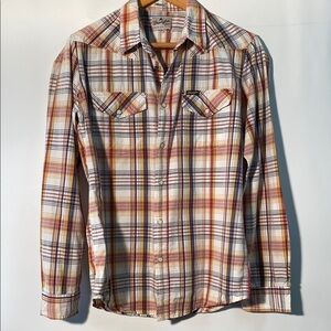 Wrangler Men's Multicolor Plaid Button-Down Shirt